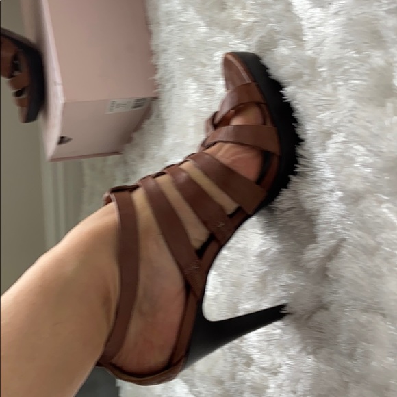 Sandal Heel. - Picture 4 of 4